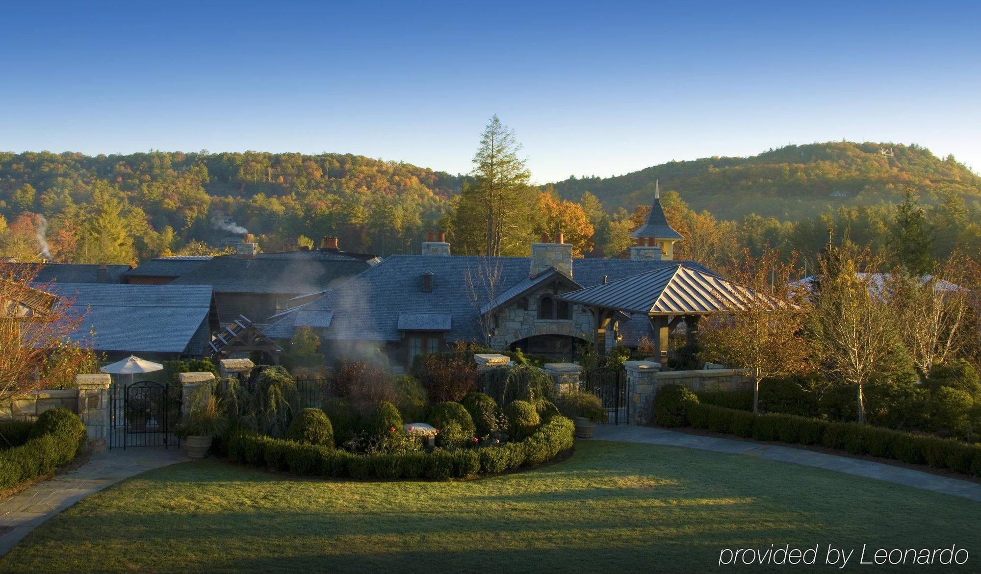 Old Edwards Inn And Spa Highlands Exterior photo